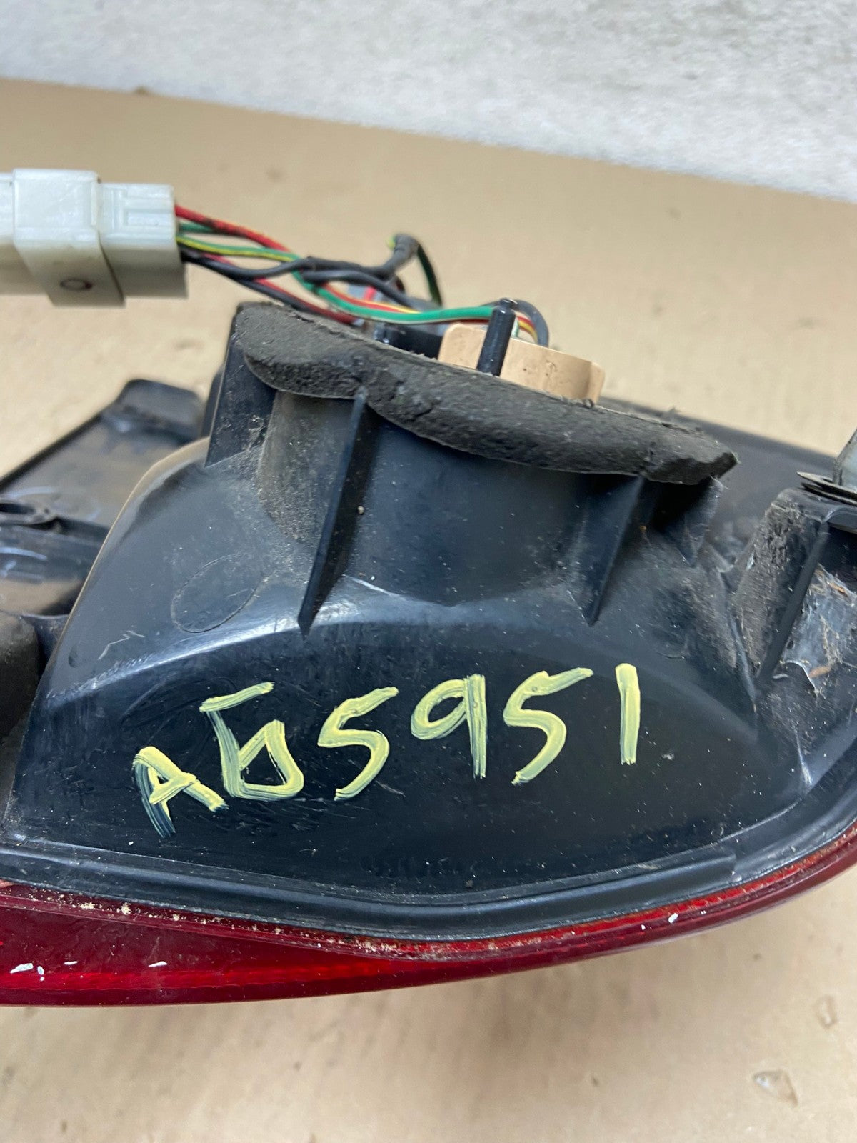 1999 to 2003 Suzuki XL-7 Vitara Left Driver LH Side Tail Light AG9051 LK7