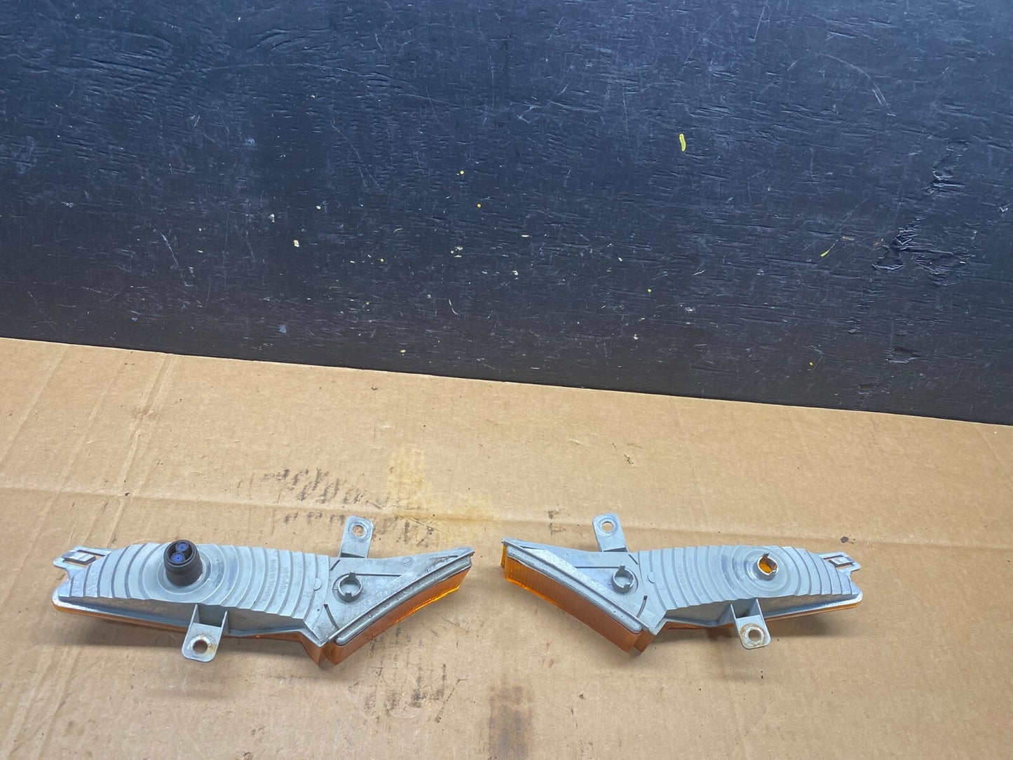 2008 2009 2010 Porsche Cayenne Left+Right Set Marker Orange Turn Light O1304 DG5