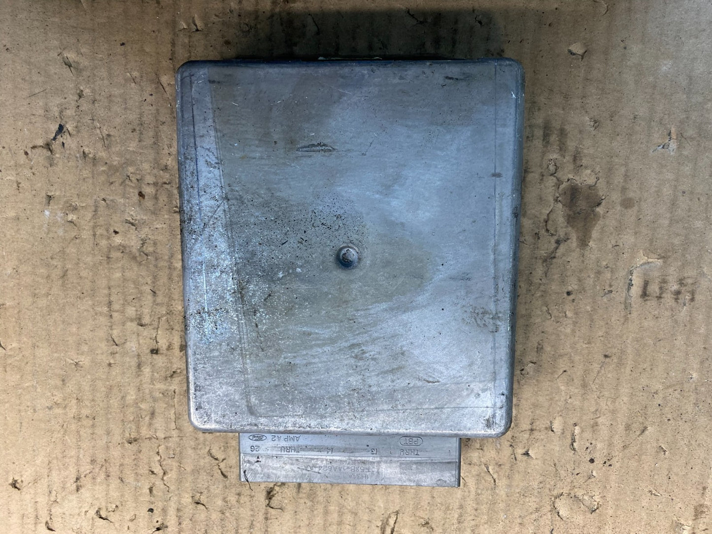 2002 Ford Expedition Engine Control Computer Module ECM ECU AE8040 DG0