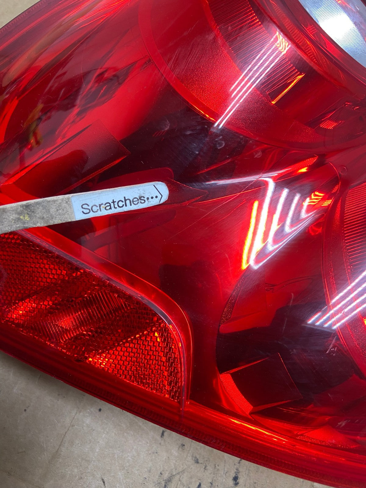 2010 to 2015 Chevrolet Equinox Left Driver Lh Side Tail Light AD4695 LK3