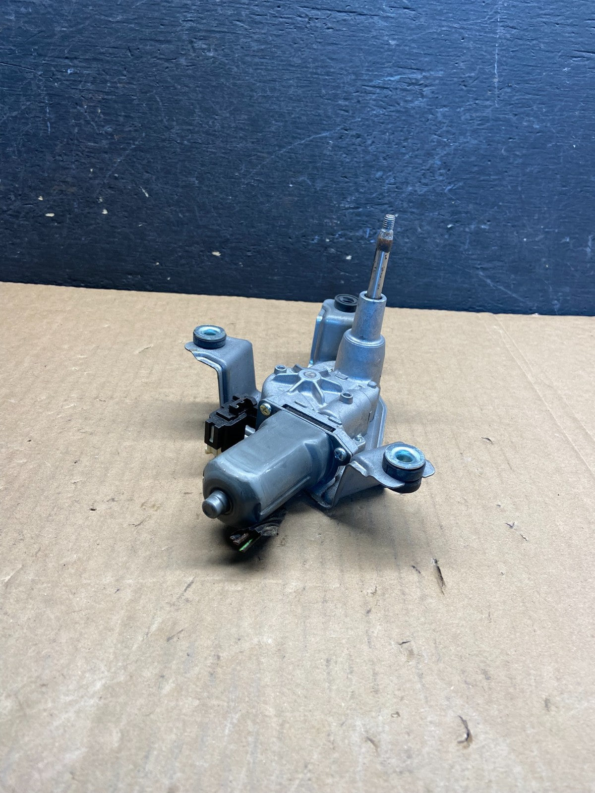2014-2021 Dodge Durango Tailgate Back Door Rear Wiper Motor Wiper AG1503 DW2