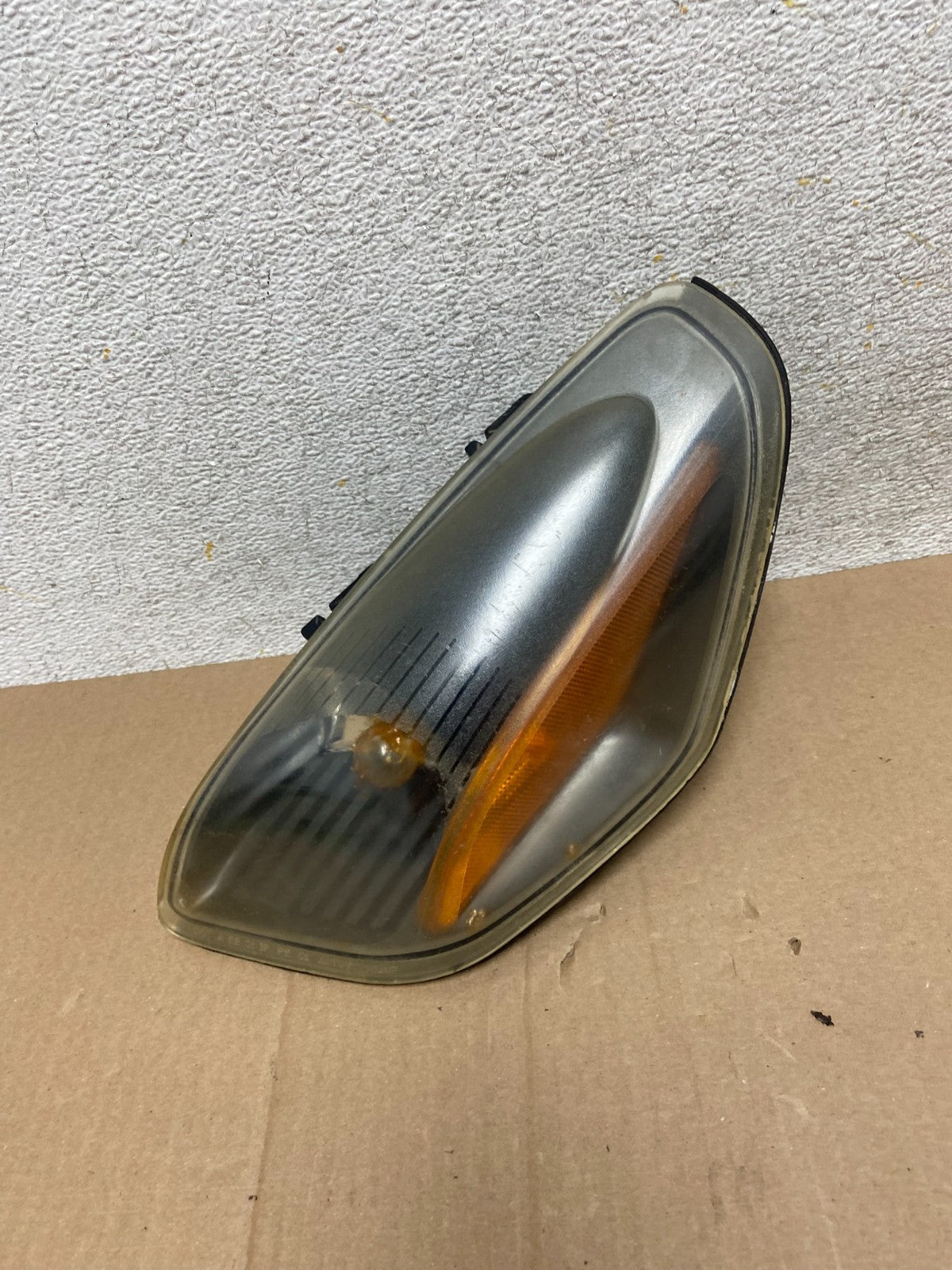 2002-2005 Pontiac Aztek Left Driver LH Side Park Upper Turn Signal AI1164 DW0