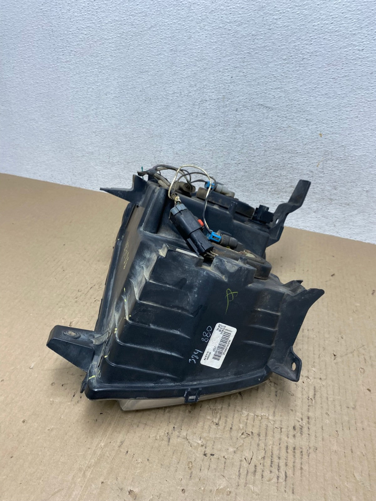 2008-2010 Jeep Grand Cherokee Left LH Driver Side Halogen Headlight AE7088 LK11