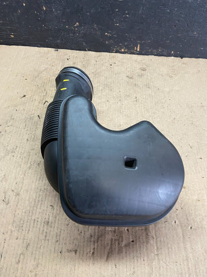 2007 to 2010 BMW X5 Air Intake Cleaner Duct Tube Pipe O0571 DG3