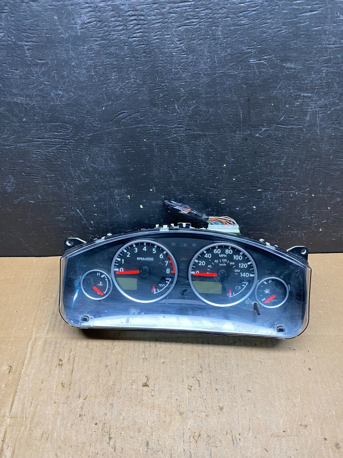 2005 to 2012 Nissan Pathfinder Xterra Frontier Speedometer Cluster Gauge N51740