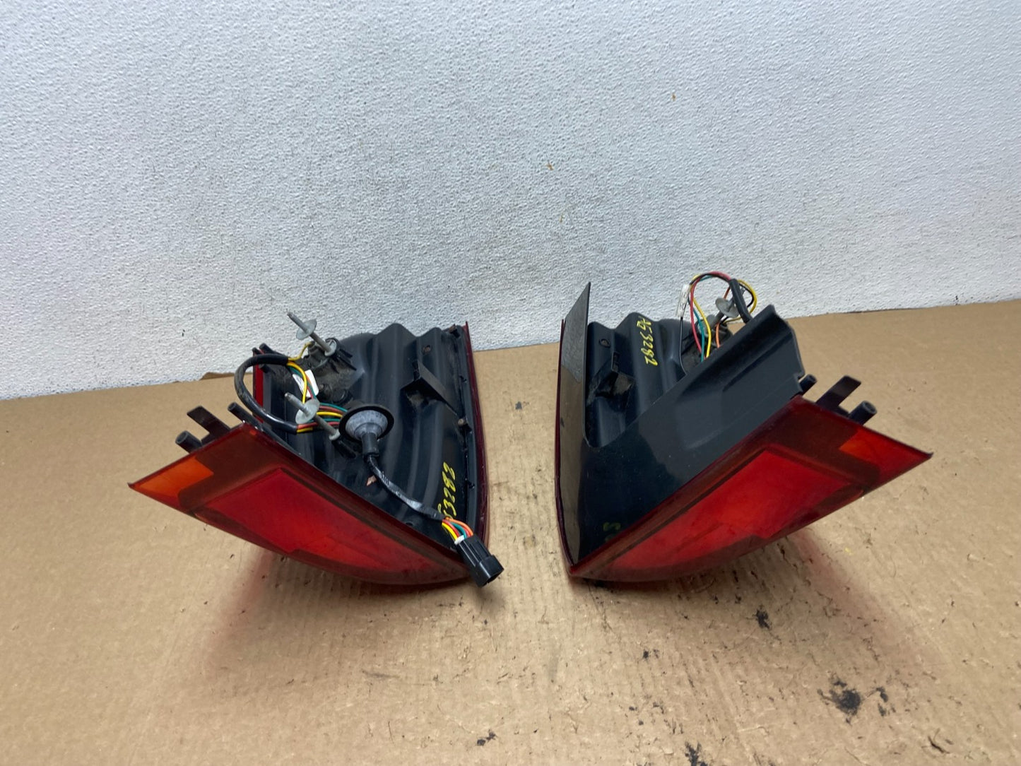 2003 to 2007 Cadillac Cts Left+Right Set Side Spec-D LED Tail Light AG3282 DG7