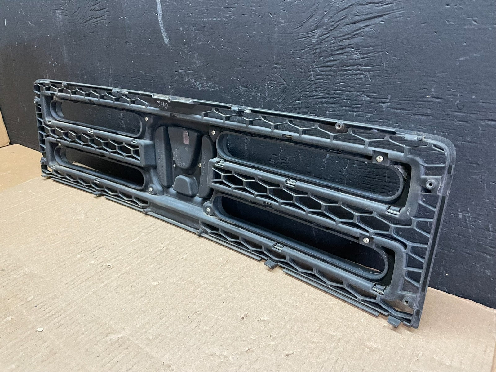 2006 to 2008 Honda Ridgeline Front Upper Grille Grill AB7645 DG5