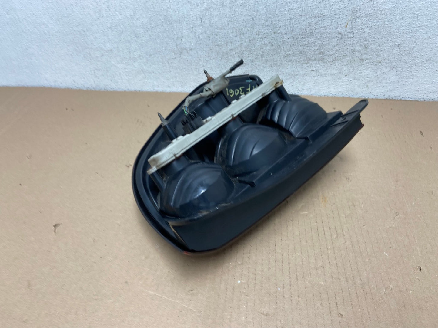 2002 to 2009 Chevrolet Trailblazer Left Driver LH Side Tail Light AF3061 LK5
