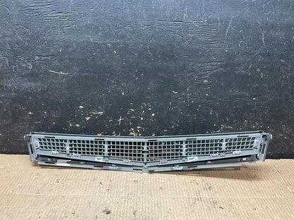 2008 to 2011 Cadillac Cts Front Lower Grill Grille OEM Y6565 DG5