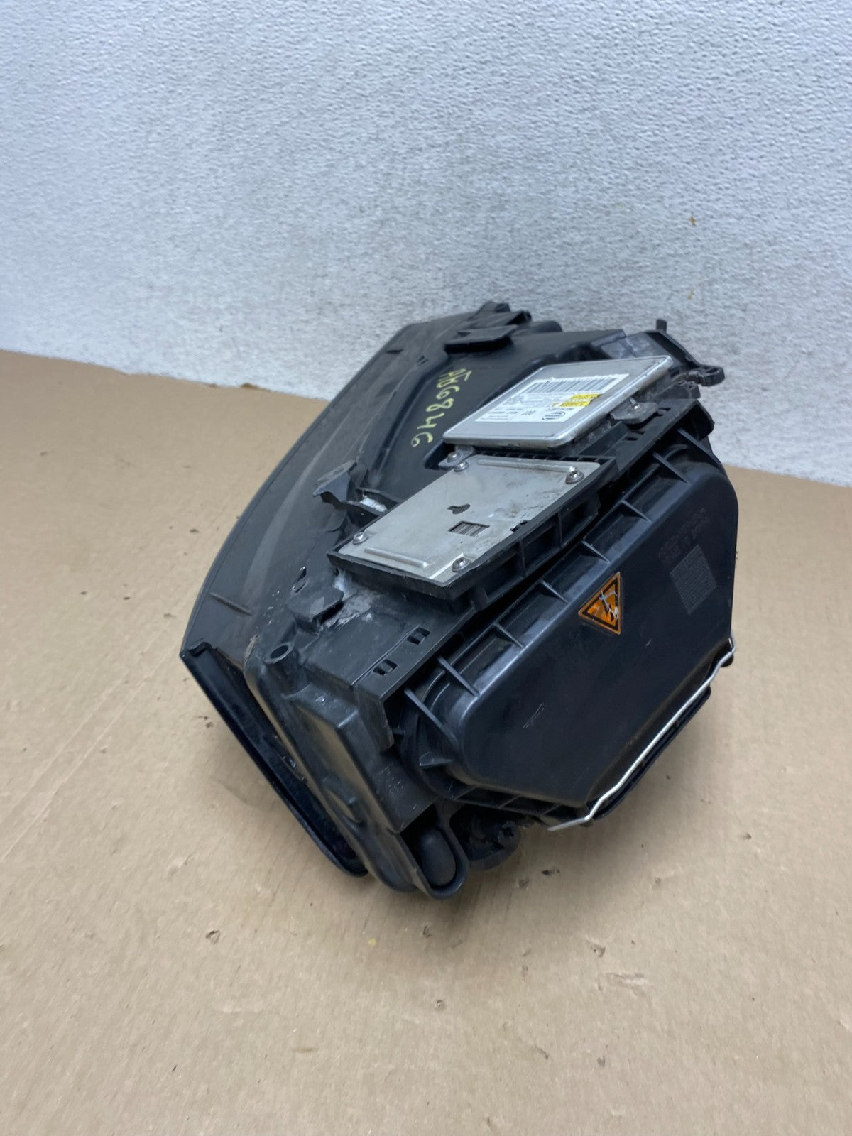 2008 to 2012 Audi A5 S5 Xenon HID Right Passenger Side Headlight AG6846 DW7