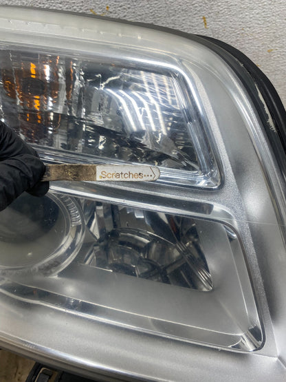 2010 to 2015 GMC Terrain Halogen Passenger Right Rh Side Headlight AI2277 DW4