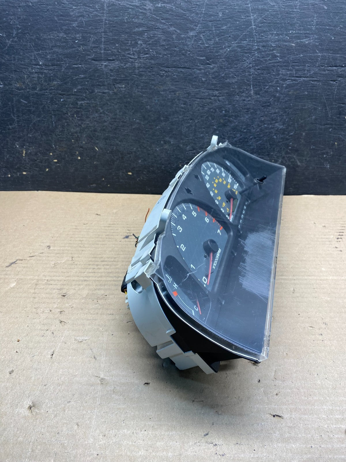 1999 2000 Toyota 4runner Speedometer Instrument Cluster AH9765 DW2