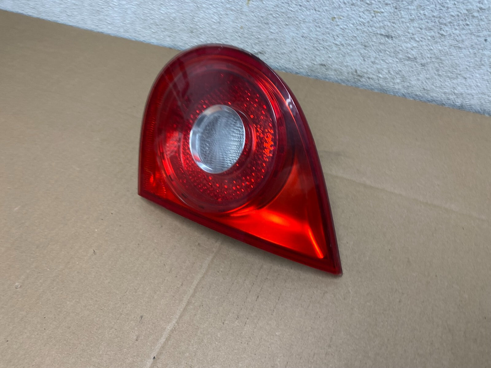 2006-2009 Volkswagen Golf Right Passenger Rh Tail Light Inner Trunk L6641 DW1