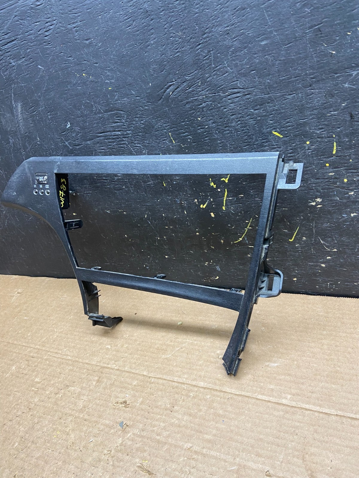 2010 to 2015 Toyota Prius Radio CD Player Screen Bezel Trim Oem W1783 DG1