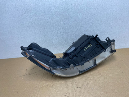 2005 to 2011 Lincoln Town Car Left Driver LH Side Headlight AG1181 DW7