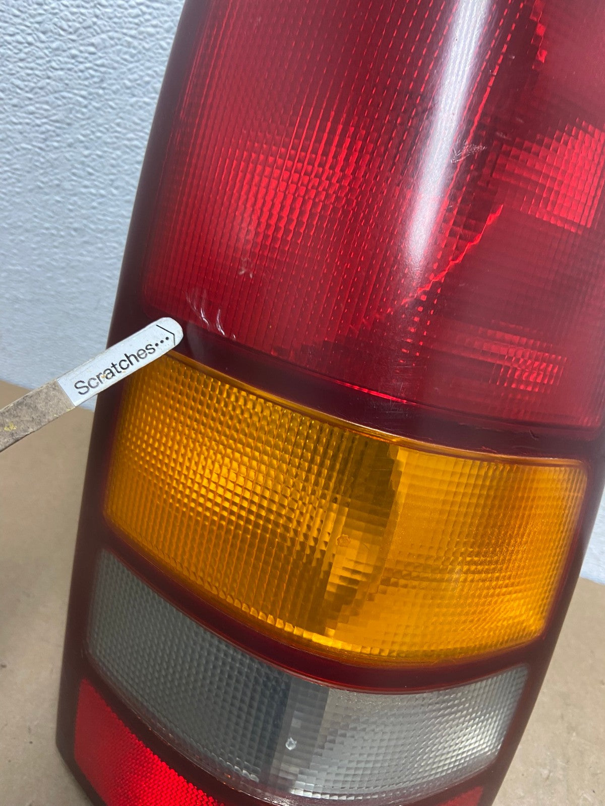 1999-2002 Chevrolet Silverado 1500 Right Passenger Side Tail Light AC6031 LK3