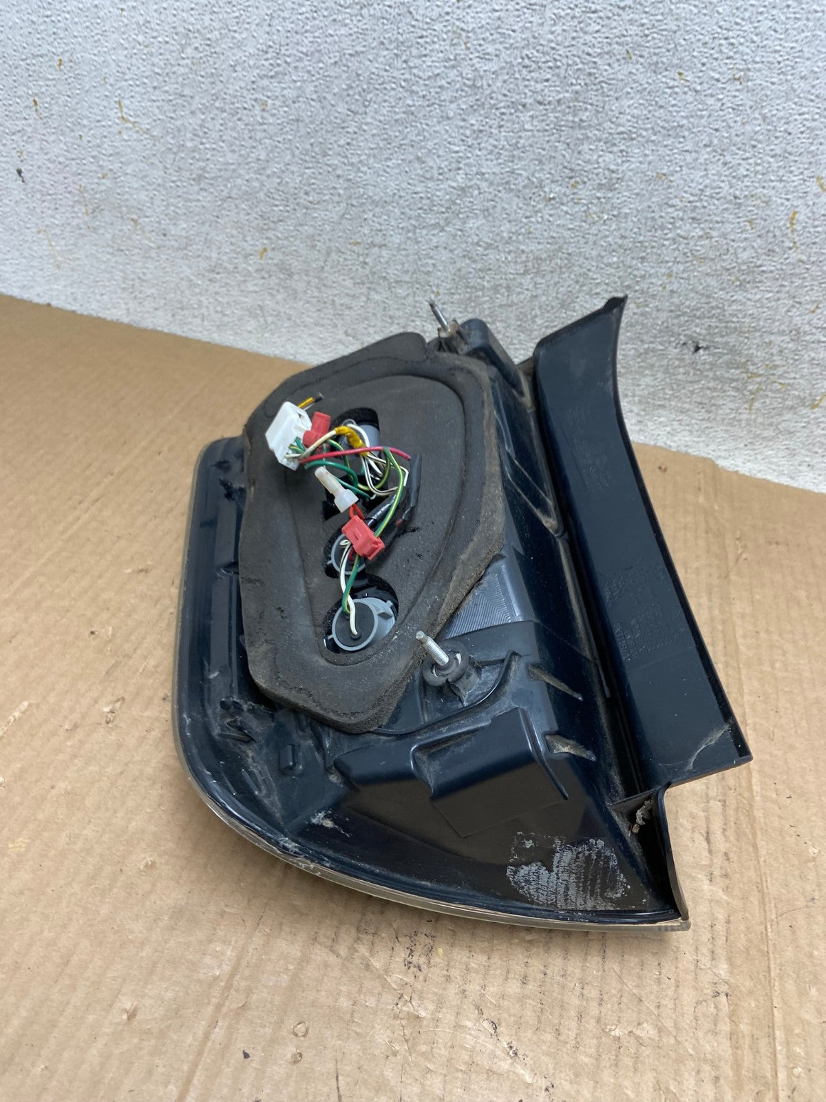 2004 2005 Toyota Prius Tail Light Left Driver Lh Side AI6541 LK7