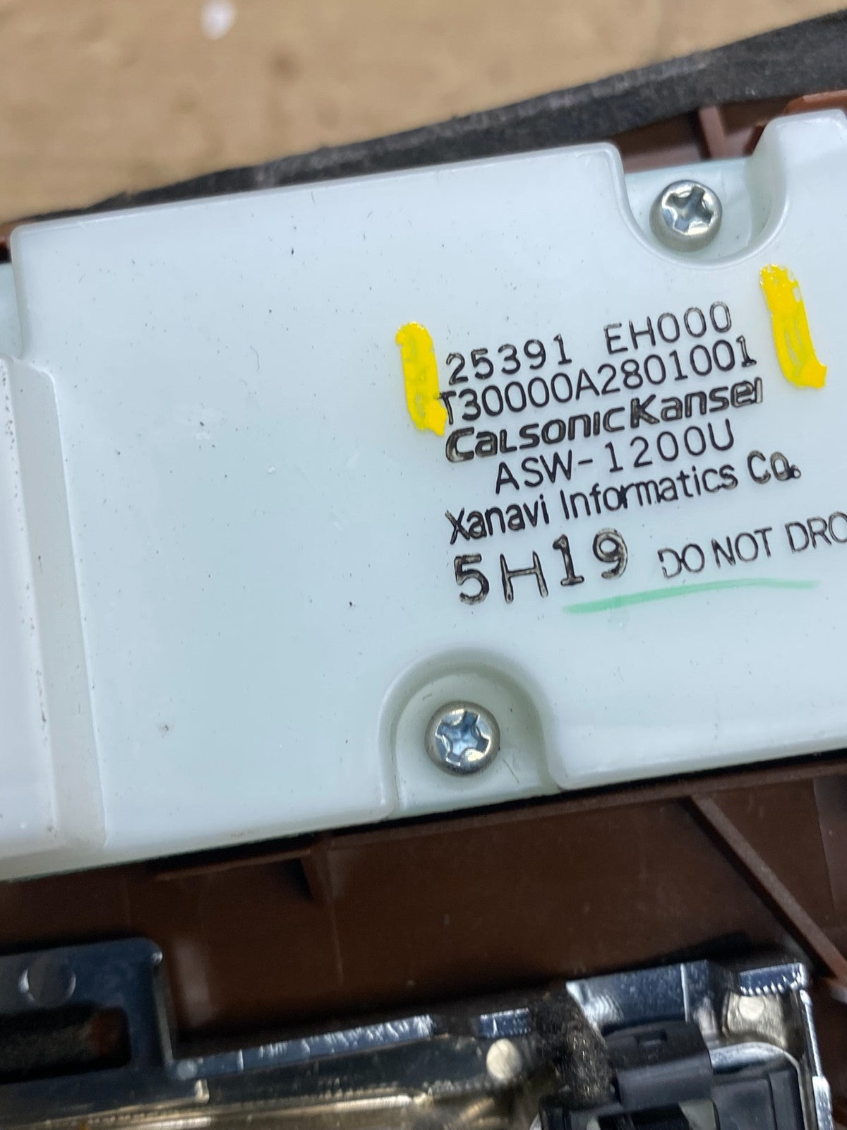 2006 to 2007 Infiniti M35 M45 Radio Audio Control Panel W9674 DG7