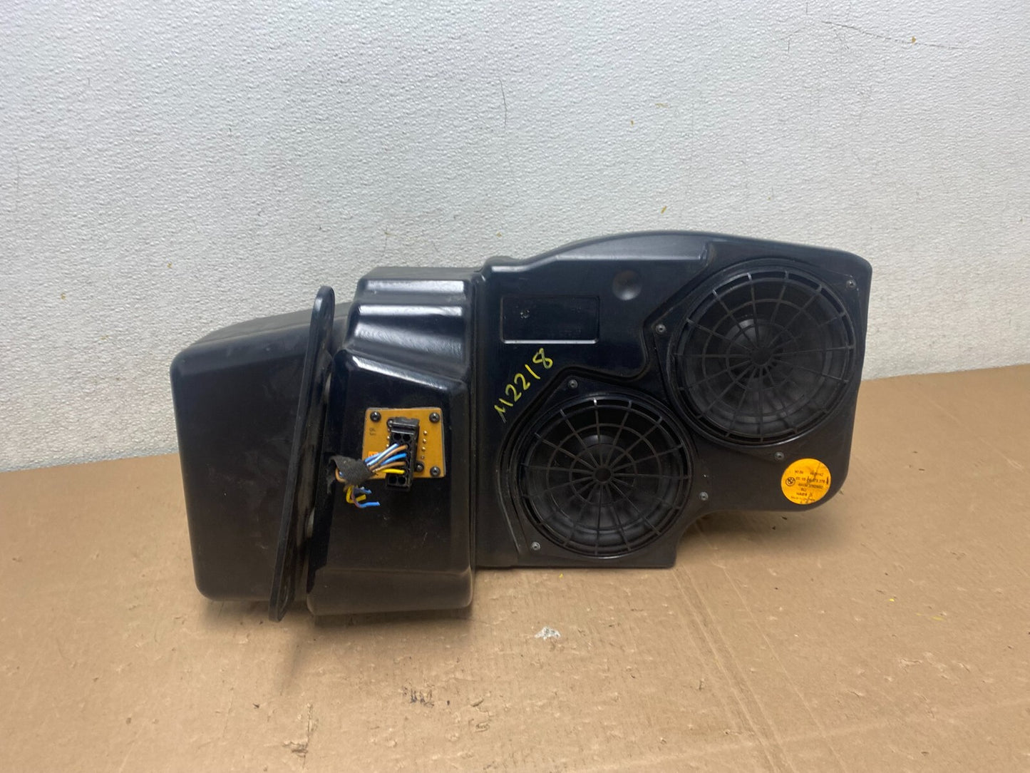 2000 to 2006 BMW X5 Rear Speaker Subwoofer Audio Sub Hifi System Dsp M2218 DG6
