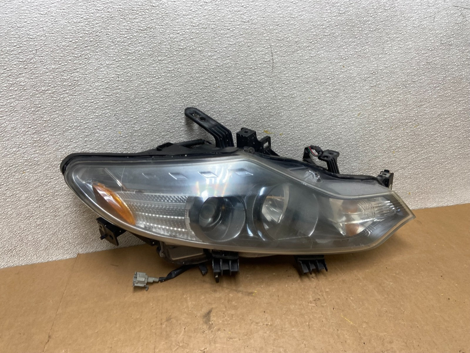 2011 to 2014 Nissan Murano Headlight Right Passenger Rh Oem Halogen Z7606 DW0