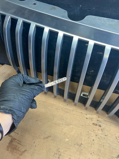 2006 to 2010 Mercury Mountaineer Front Upper Grill Grille Oem v9420 DG5