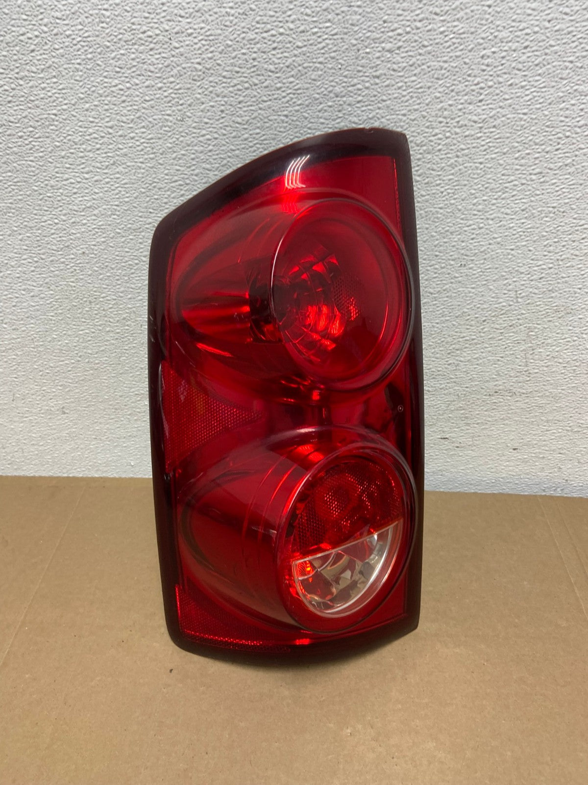 2007 - 2009 Dodge Ram 1500 2500 Left Driver Lh Side Tail Light AC5539 LK0