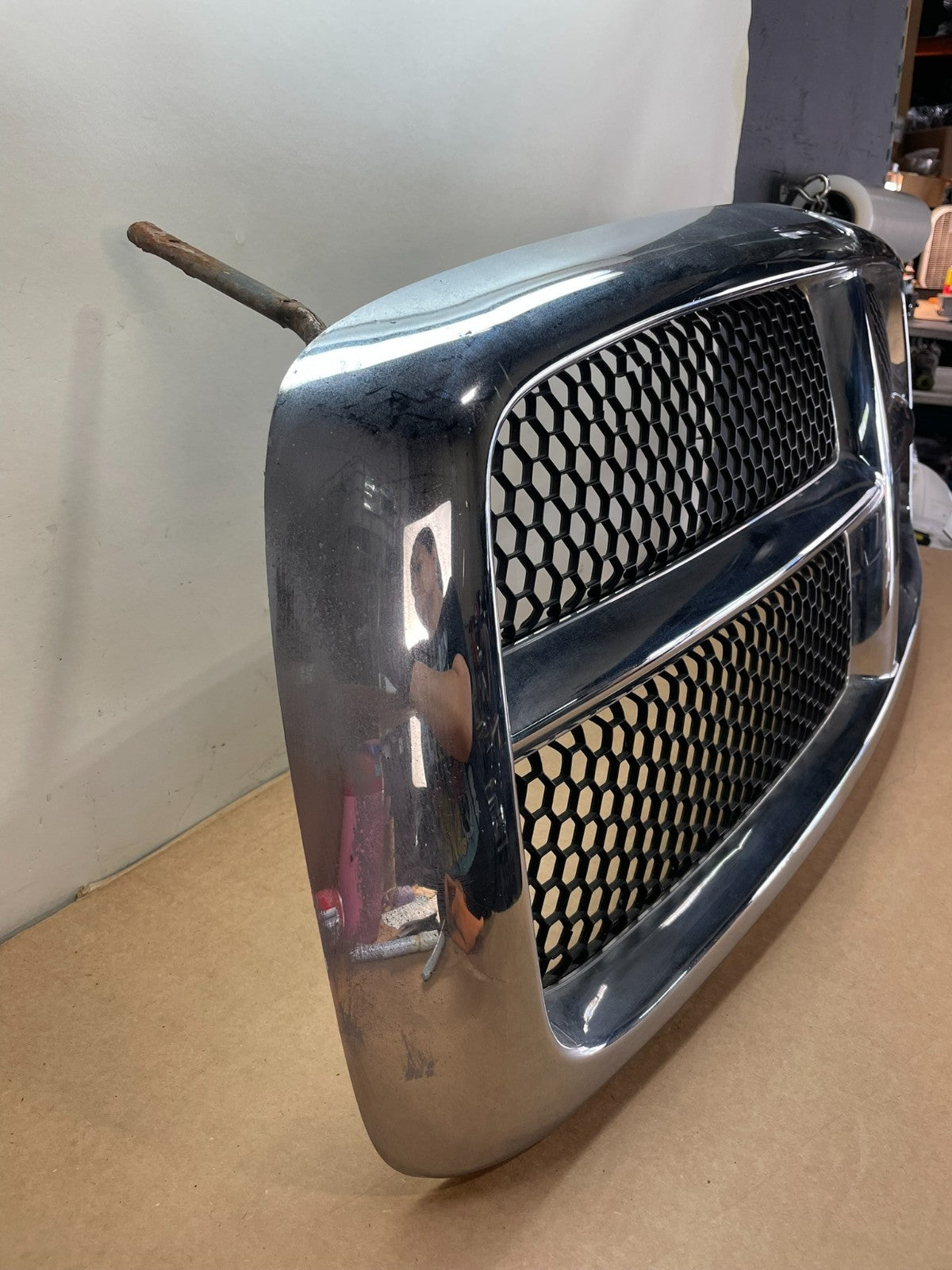 2002 2003 2004 2005 Dodge Ram 1500  Upper Front Grill Grille AF8559 DG2