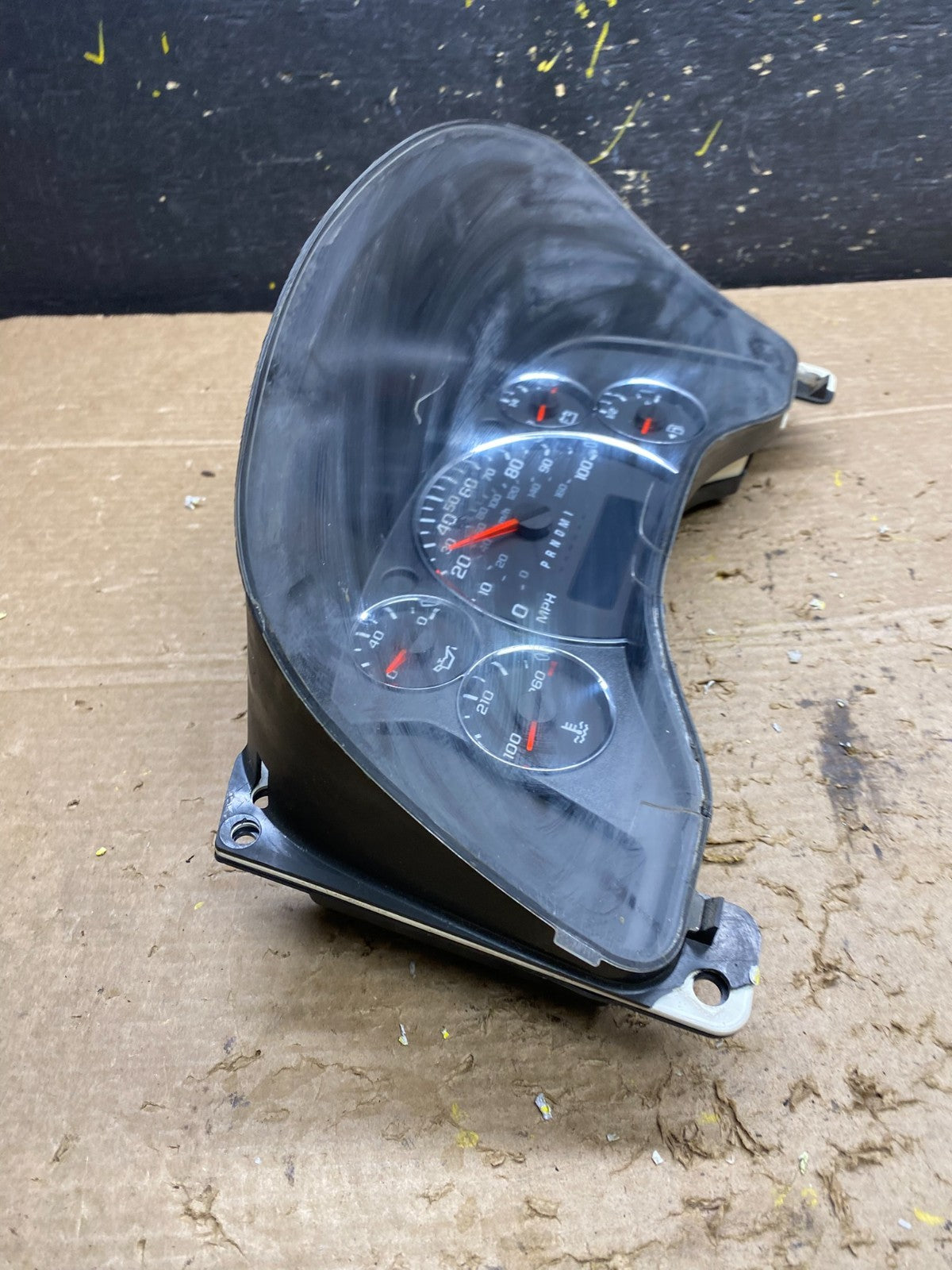 2008 to 2010 Chevrolet Express Speedometer Cluster Gauge x1398 DG3