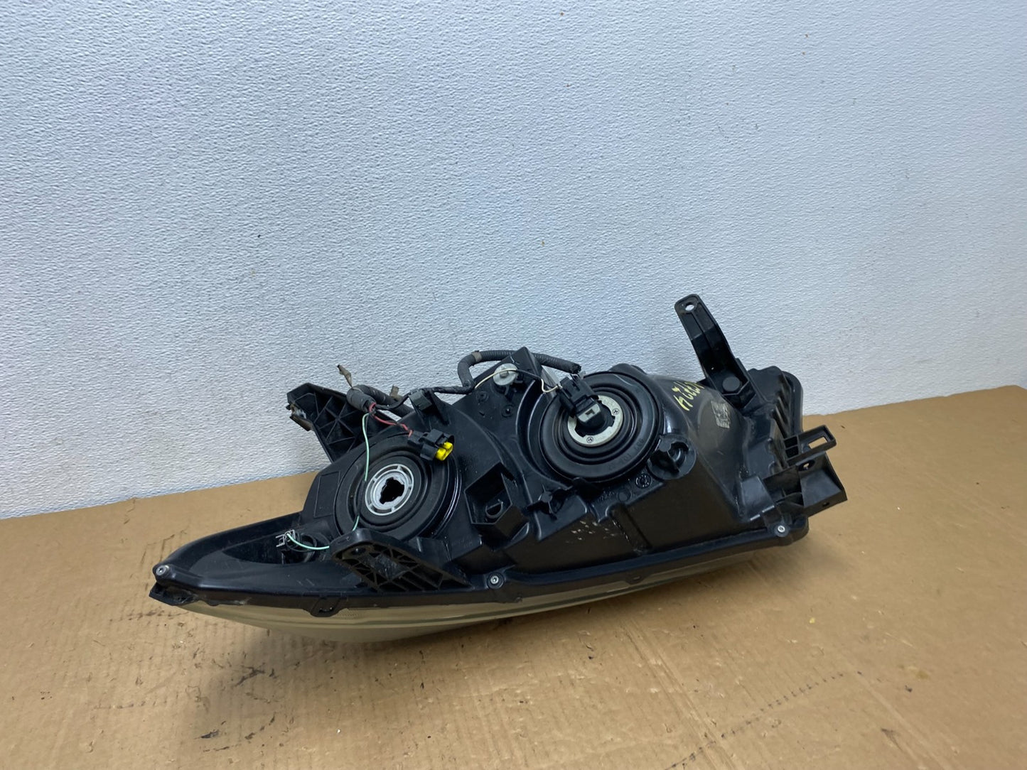 2013 to 2016 Nissan Pathfinder Right Passenger RH Side Headlight AC7724 DW5