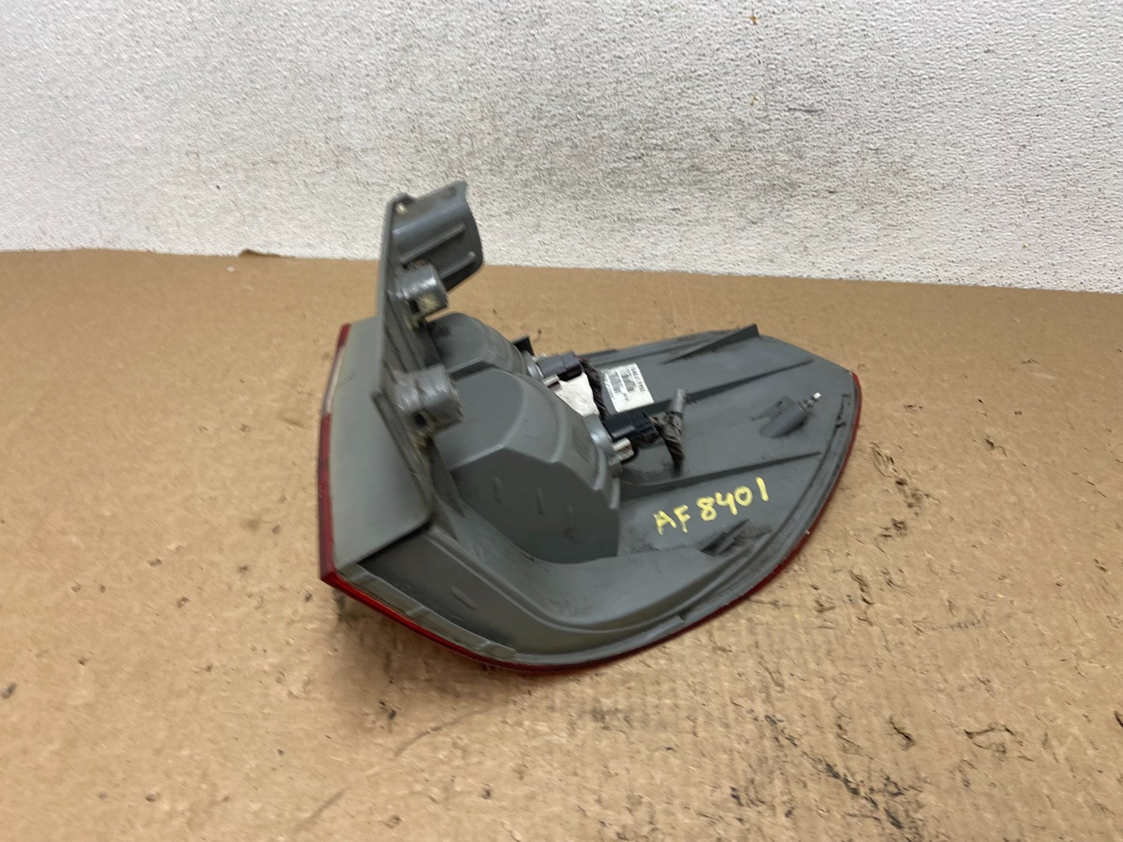 2005 2006 2007 Honda Odyssey Left Driver LH Side Tail Light AF8401 DW5