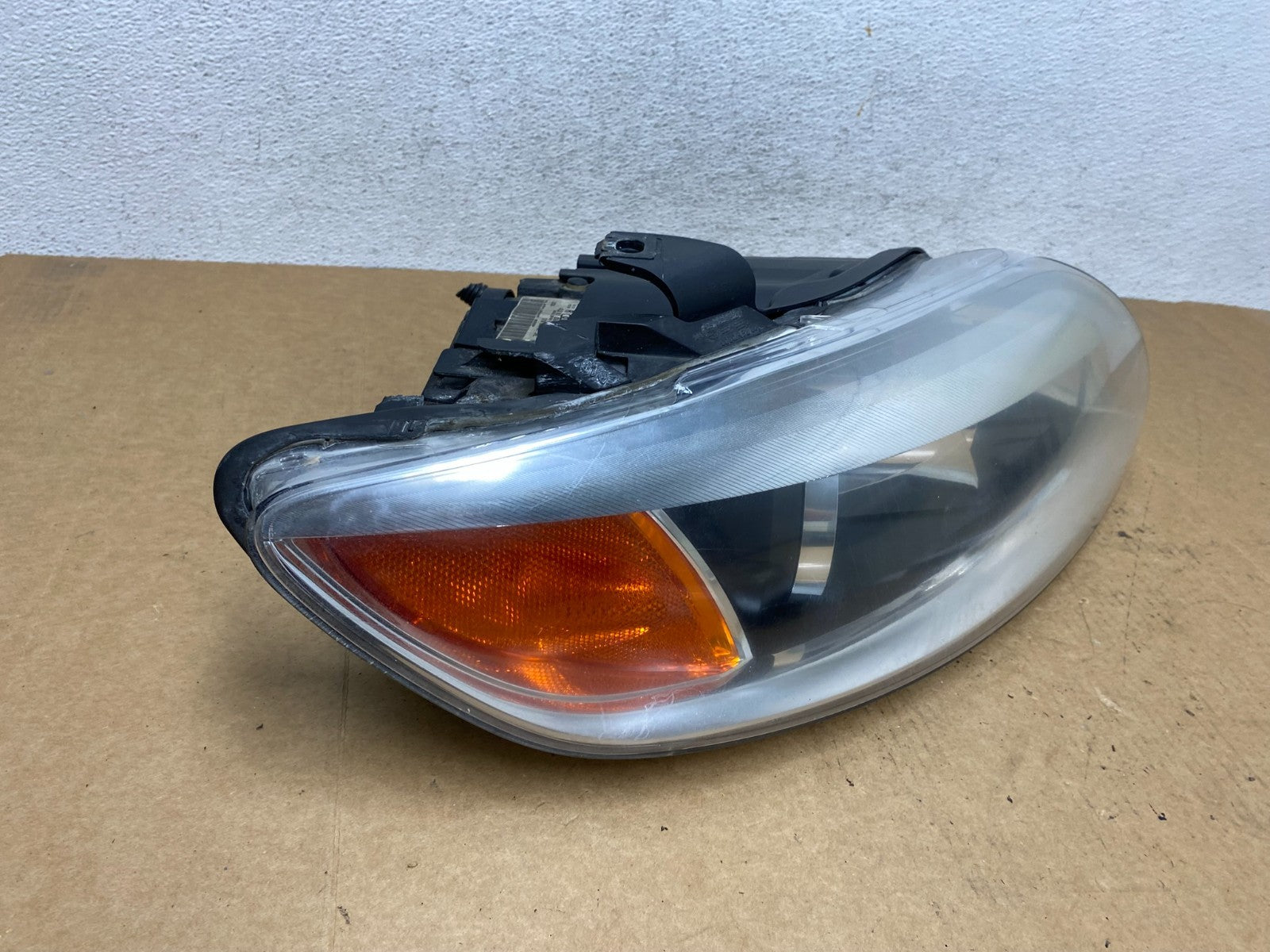2007- 2009 Audi Q7 Right Passenger RH Side Xenon Hid Headlight AE3069 DW2