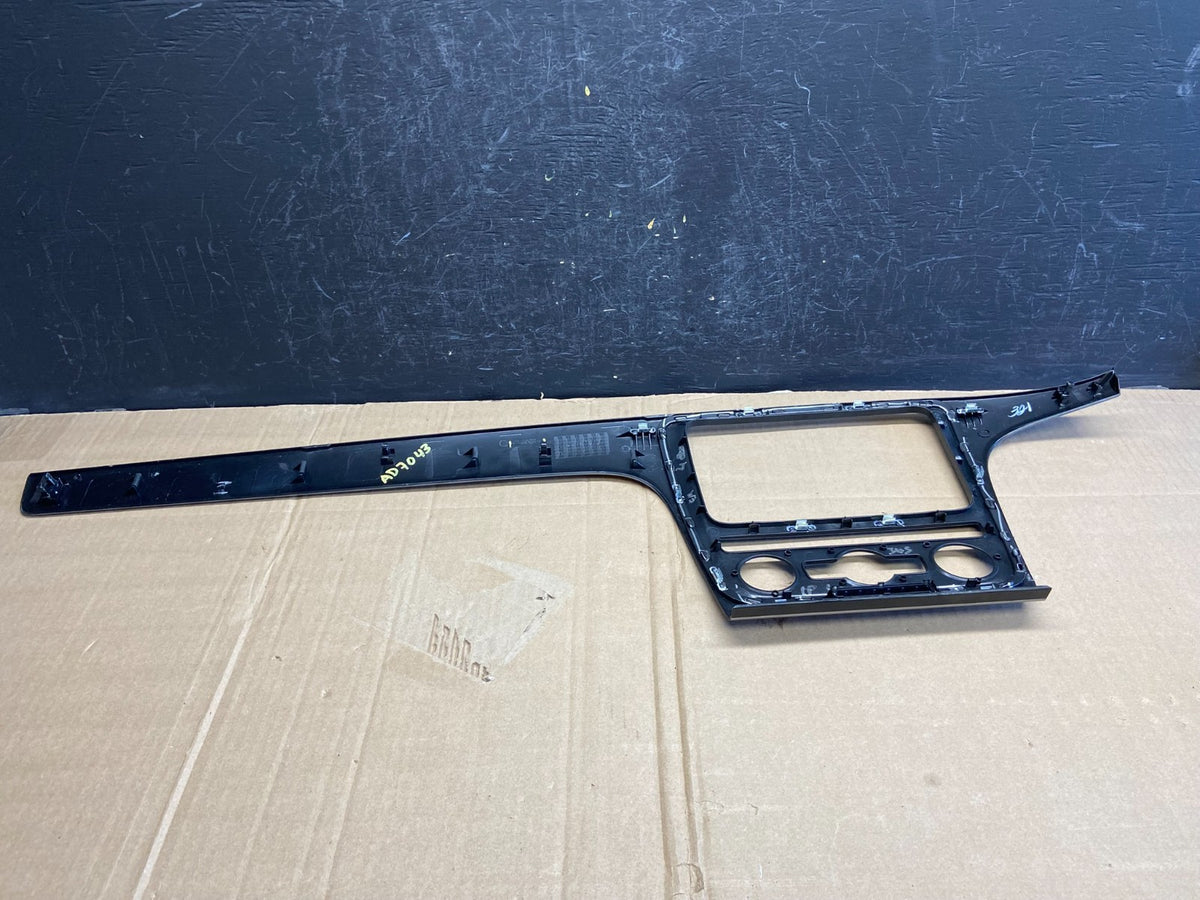 2012 to 2015 Volkswagen Passat Radio Dashboard Bezel Trim Cover ad7043 DG2