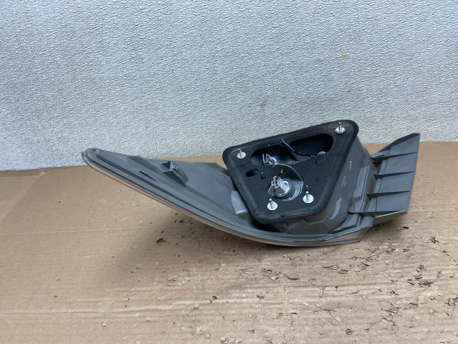 2008 to 2012 Honda Accord Sedan Tail light Left Driver LH Side AB2313 DW6