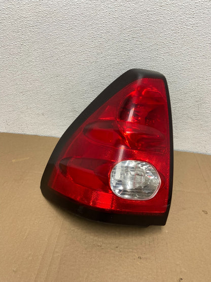 2001 - 2005 Pontiac Aztek Left Driver LH Side Tail Light AC3764 DW0