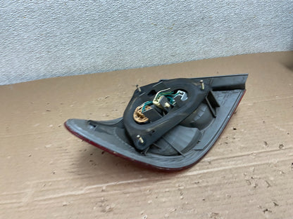 2003 to 2005 Toyota Corolla Right Passenger RH Side Tail Light Oem AB1438 LK4