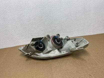 2003 to 2008 Toyota Matrix Left LH Side Halogen Headlight AC5770 DW6