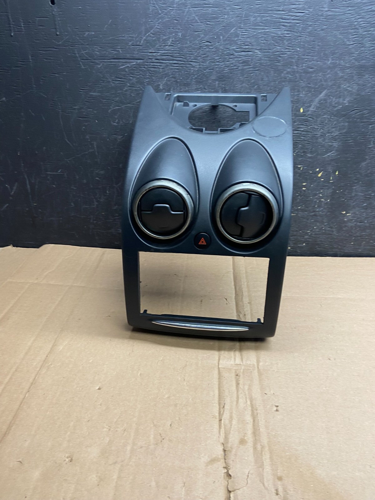 2011 2012 2013 Nissan Rogue Dash Upper Center Radio Bezel Trim ai5995 DG0