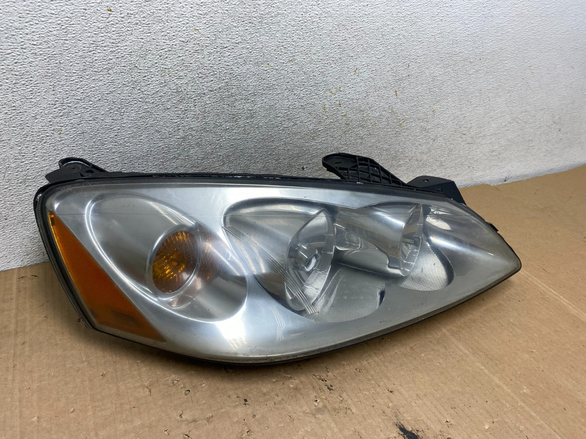 2005 to 2009 Pontiac G6 Headlight Right Passenger Rh Side Halogen AI8919 DW2
