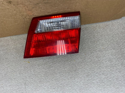 2005 2006 2007 Honda Odyssey Inner Right Passenger RH Tail Light Z2715 DW0