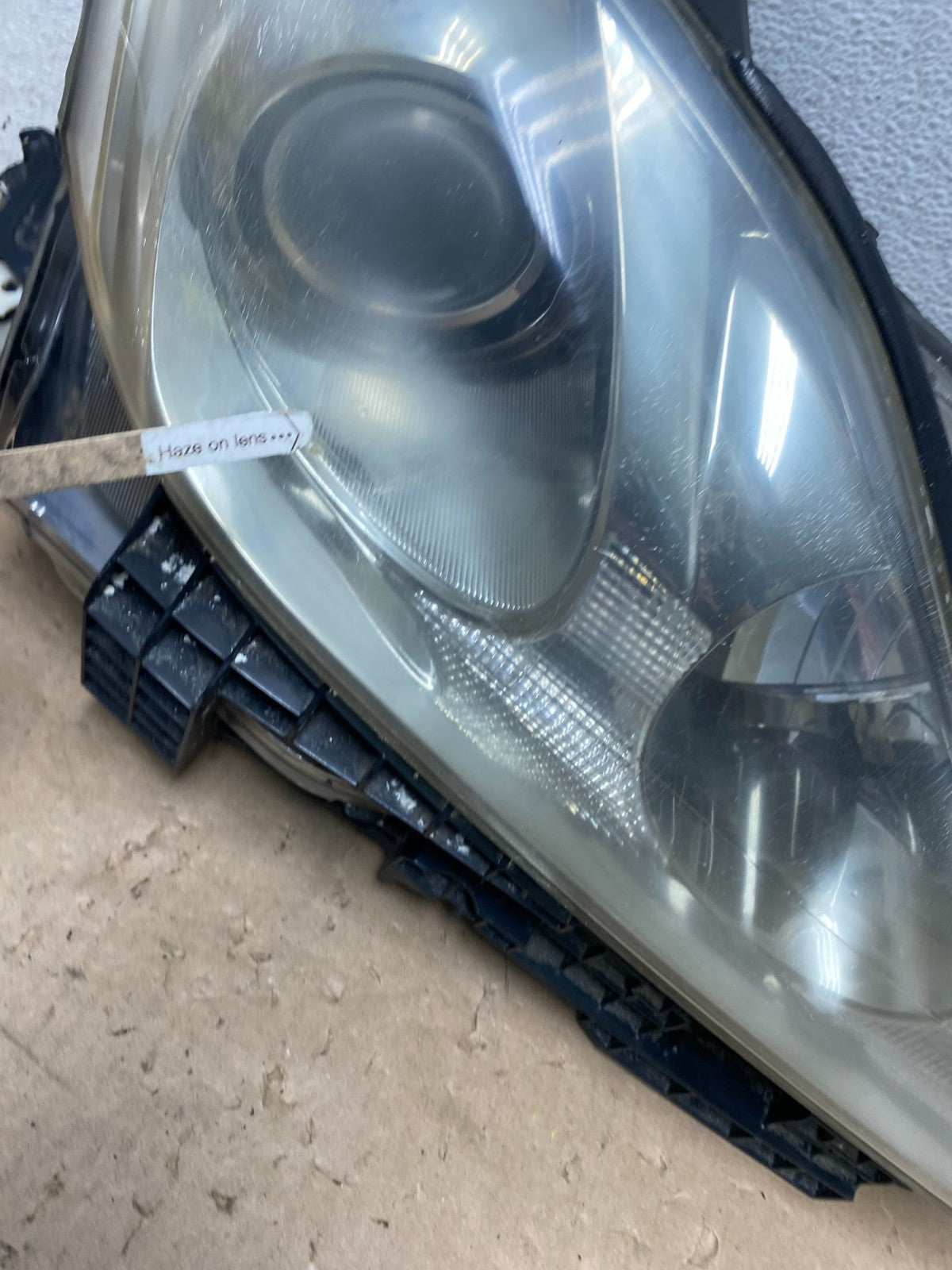 2006 - 2010 Lexus IS250 Right Passenger RH Side Xenon Headlight AG4252 DW5