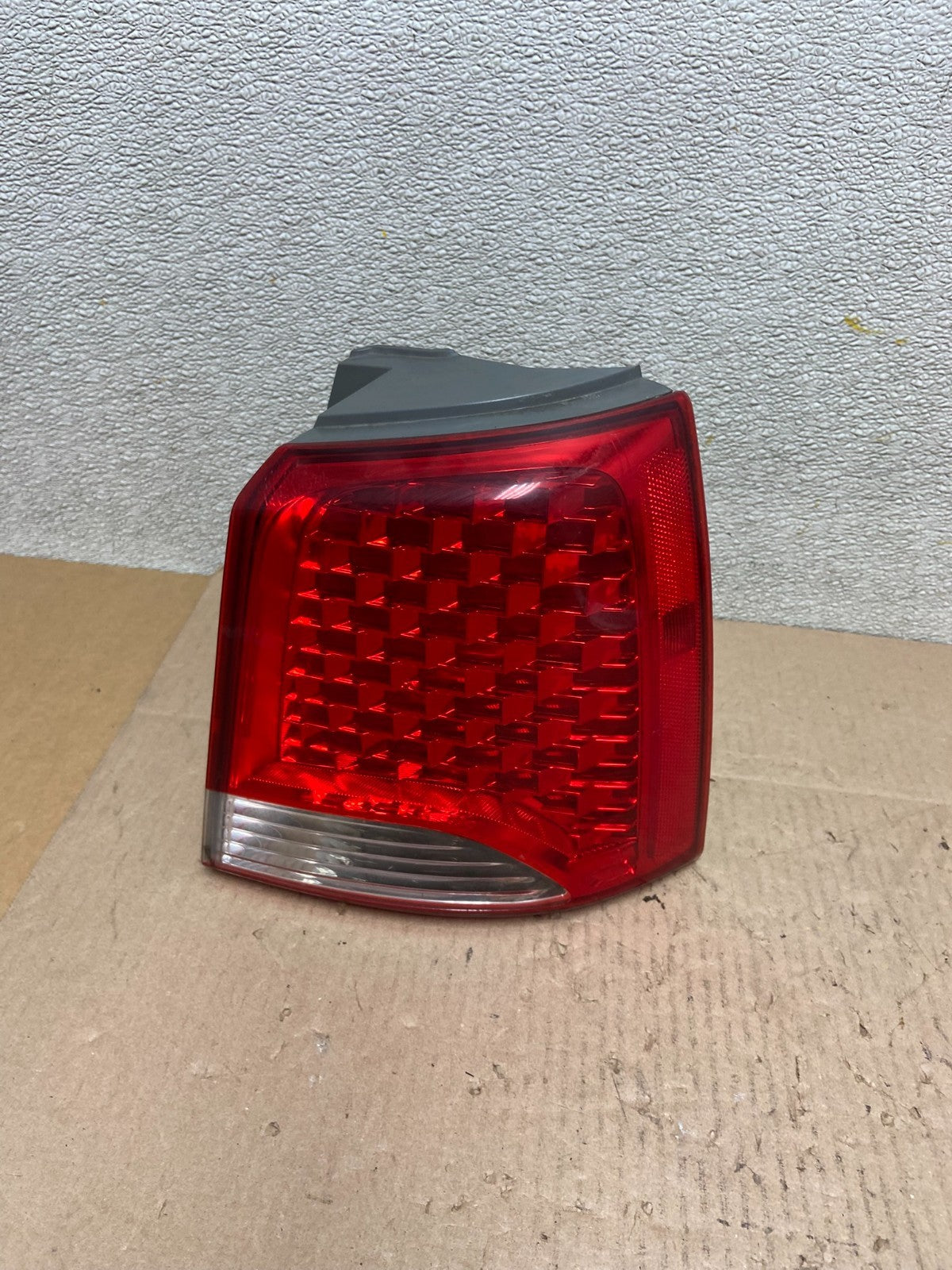 2010 2011 2012 Kia Sorento Right Passenger RH Side Tail Light Oem Z3780 DW0