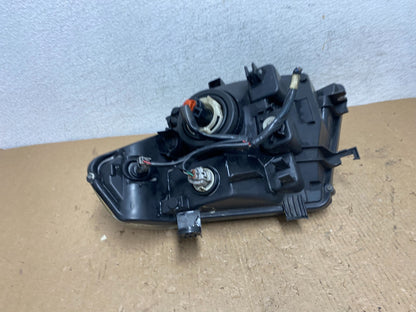 2008 to 2012 Nissan Pathfinder Halogen Headlight Right Passenger AD8759 DW8