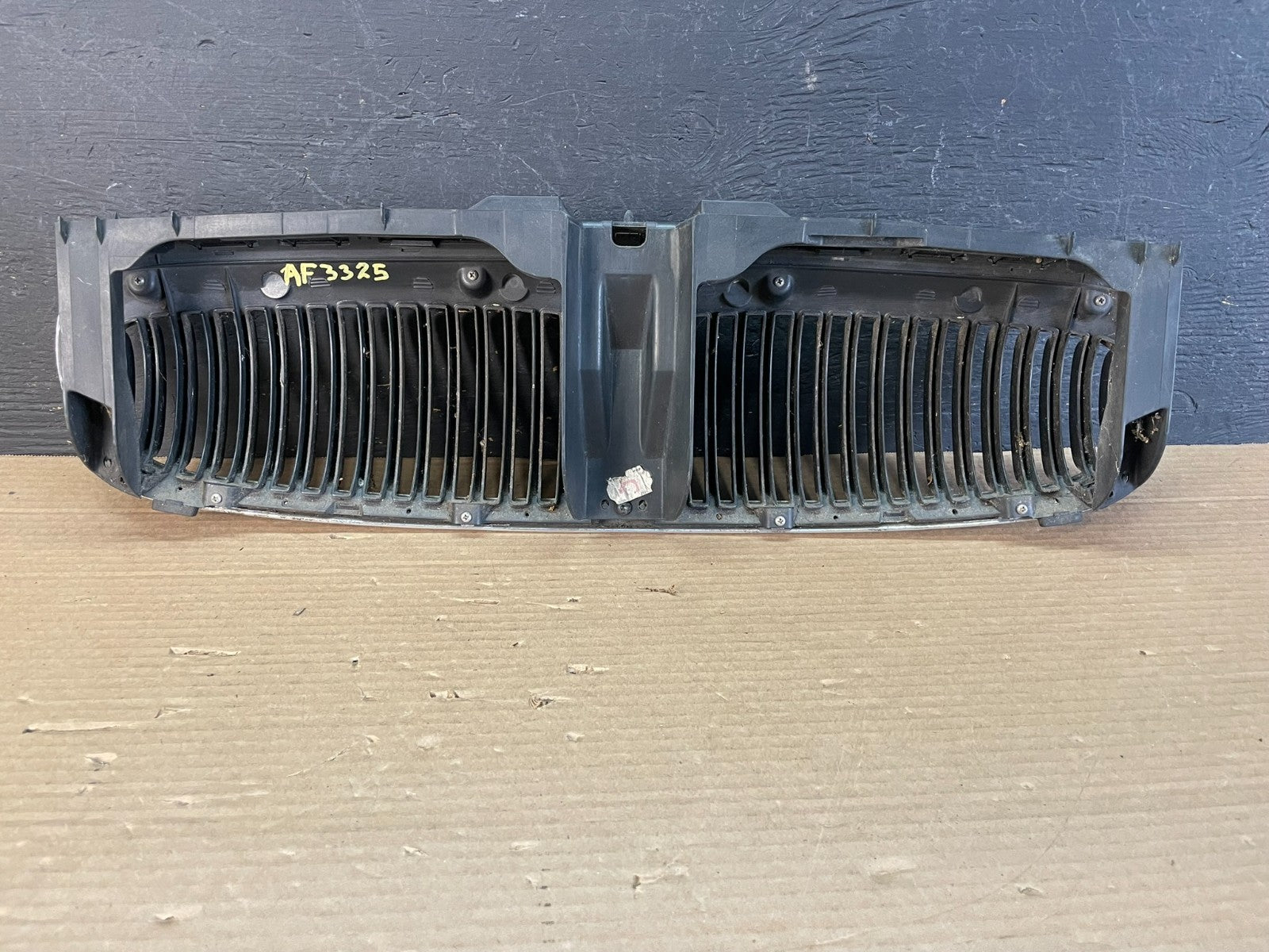 2002 to 2008 Jaguar X-Type Front Upper Grille Grill AF3325 DG3