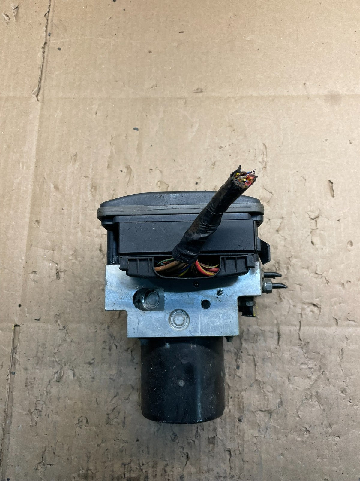 2007 to 2013 BMW X5 E70 ABS Anti-Lock Brake Pump Module OEM W1215 DG2