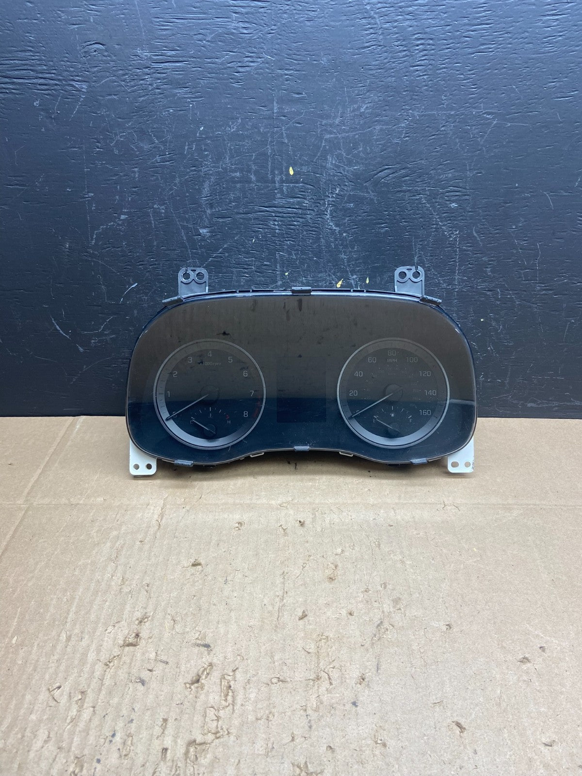 2016 to 2017 Hyundai Tucson Speedometer Cluster Gauge OEM AB9758 DG0