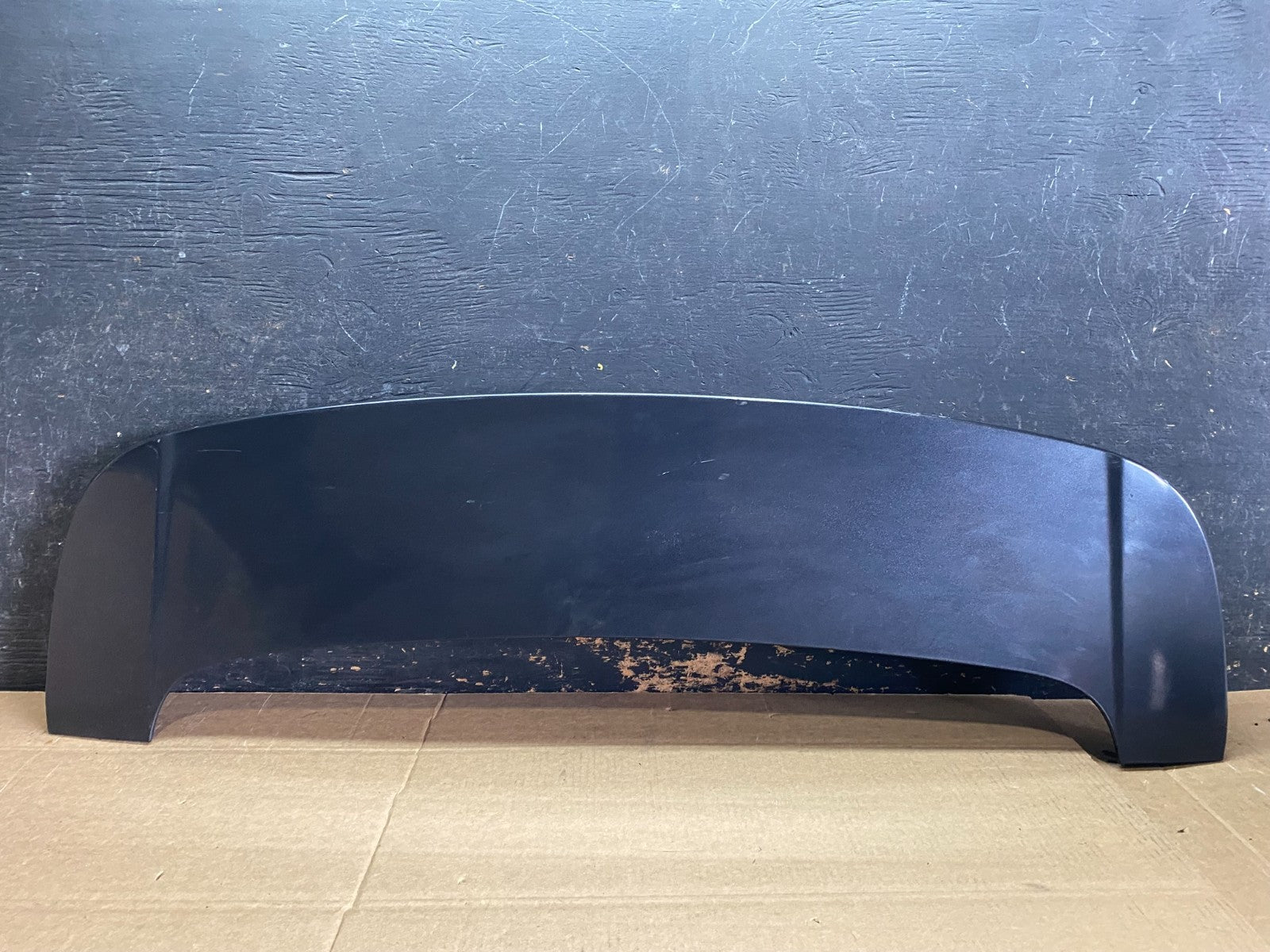 2014 - 2019 Jeep Grand Cherokee Liftgate Back Door Spoiler & Light OEM y9300 DG0