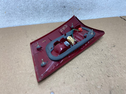 2004 - 2005 Toyota Sienna Left Driver LH Side Inner Tail Light AI3725 LK5