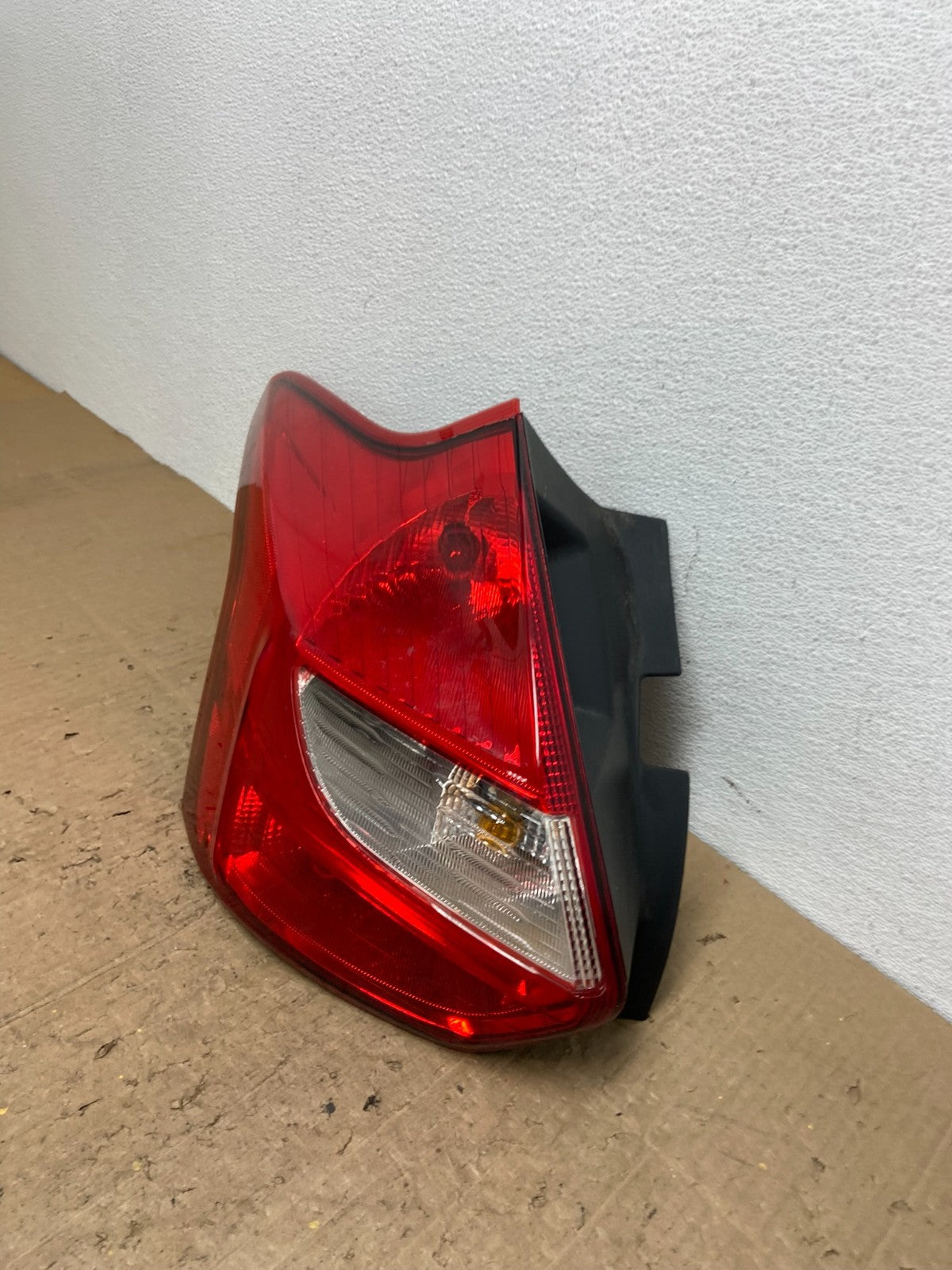 2012 2013 2014 Ford Focus Tail Light Hatchback Left Driver Lh Side Oem AC0089 DW1