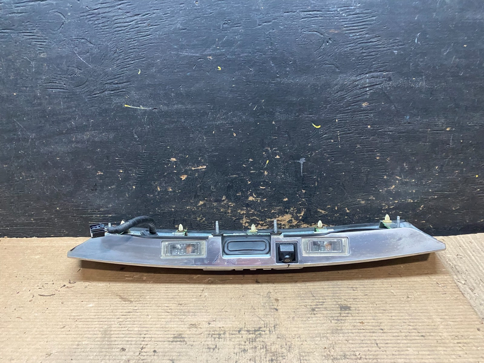 2010-2015 Gmc Terrain Lift Gate Handle Back Up with Camera Camera Panel v9533 DG3