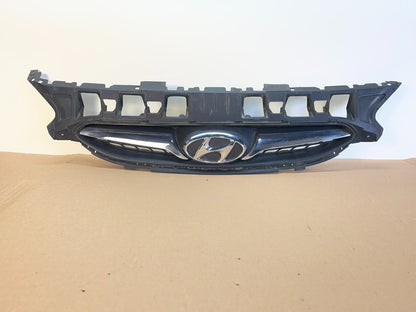2012 to 2017 Hyundai Accent Front Upper Grill Grille AG3013 DG0